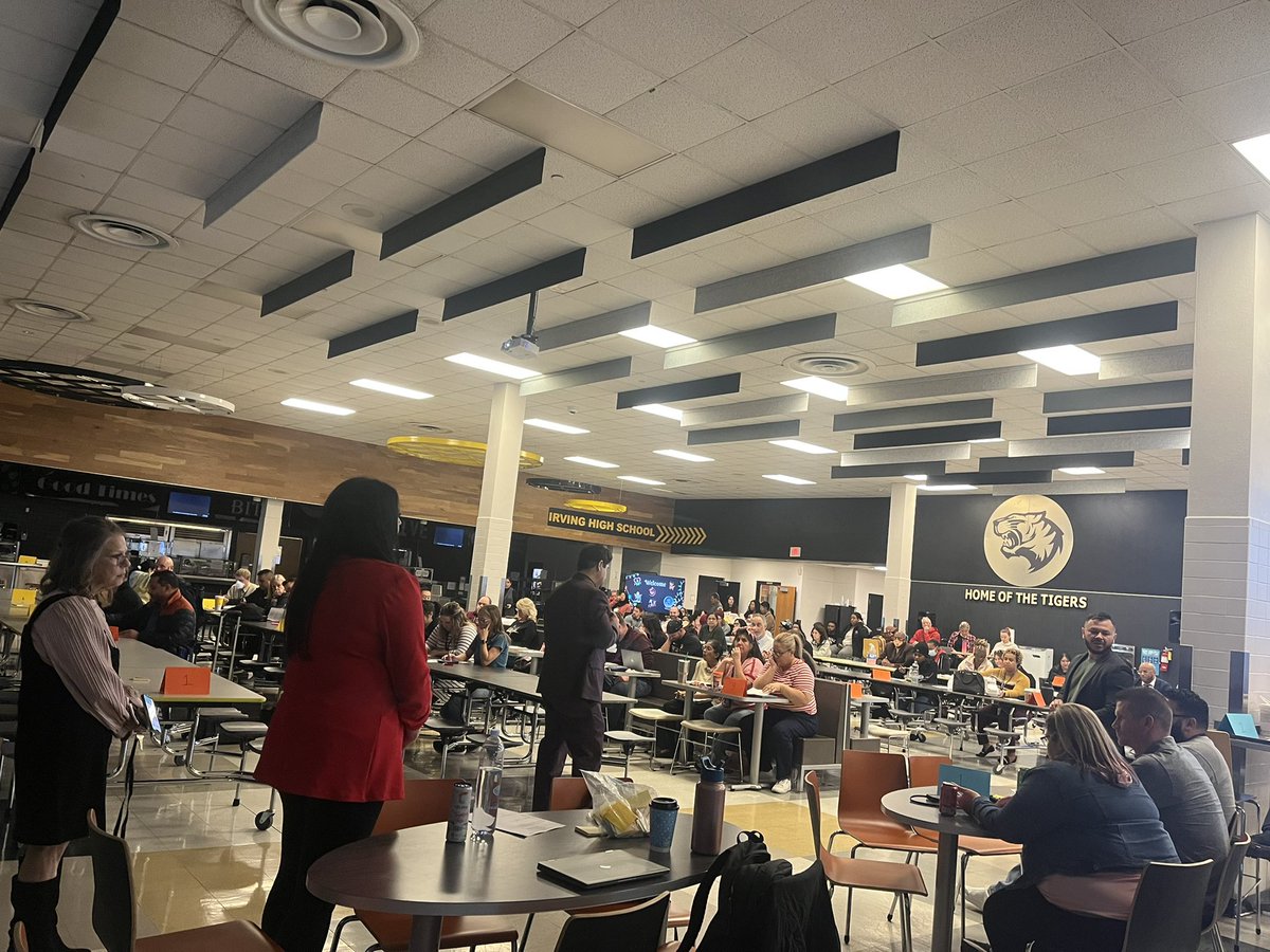 DeLaSierraB's tweet photo. Aligning structured academic conversations to meaningful reading and writing promotes academic success for ALL students. Kuddos to @IrvingHigh for their commitment to becoming a 7 Steps to a Language Rich Interactive campus.
#TeachingandLearningTeam https://t.co/NAcpfYHFKt