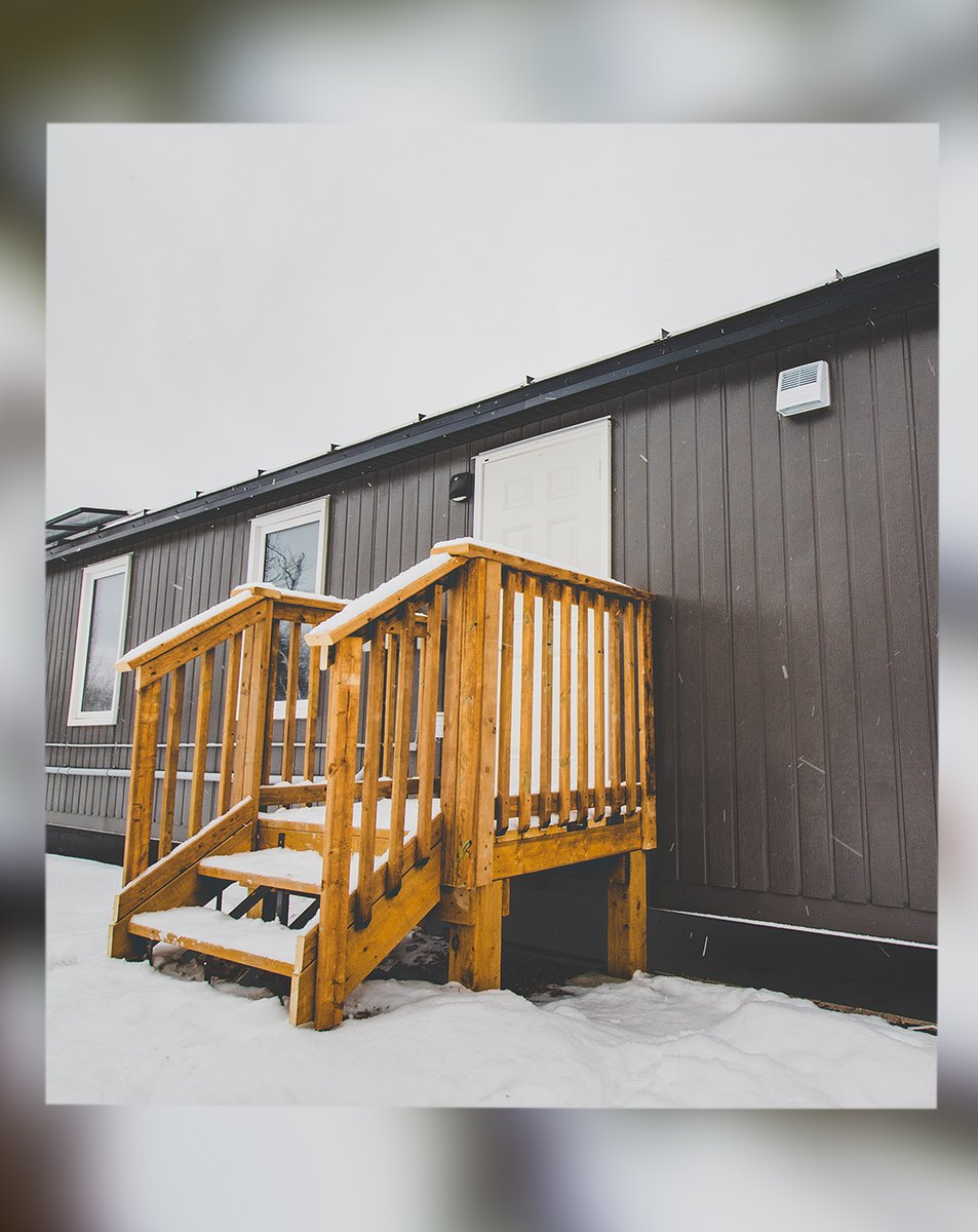 BisonModular's tweet photo. Our team in #NorwayHouse has been finishing up the final touches on these Bison homes including site development, septic tanks and wells, gravel pads and driveways, wheelchair accessible ramps and more!
#FirstNationsCanada #CommunityHousing #CommunityHomes #NorthernManitoba https://t.co/t3X2epXLGw