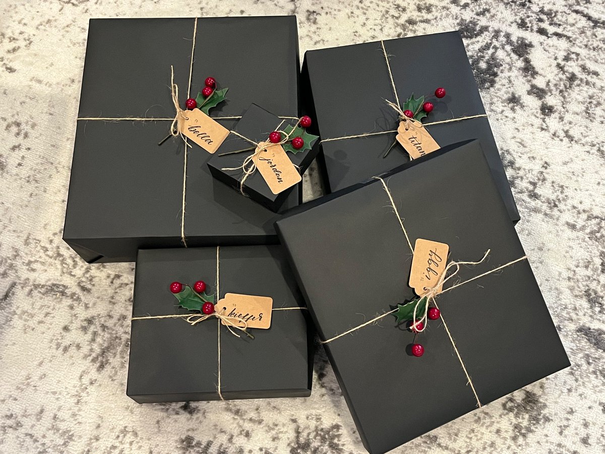 blvckmtn's tweet photo. it’s a minimalist wrapping game this season https://t.co/DtkcdNysFB