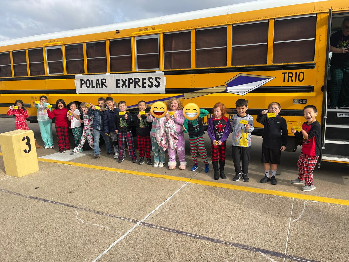 Polar Express Day was such a huge success! We got to see Santa! Loved seeing all of their smiling faces! #AlvaradoExcellence <a href="/AlvaradoNorth/">Alvarado Elementary North</a>