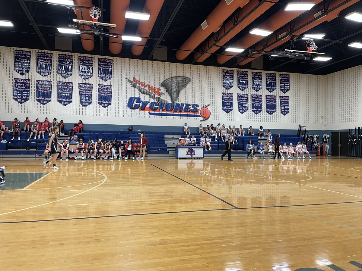 LilVS33's tweet photo. Trusting that the work pays off. 5/11 fg's, 13 pts, 3/6 on 3's last night against Pioneer. #CobbMS, @HigherGoalsHoop, 🏀🌪️ https://t.co/78JqEC6fkD