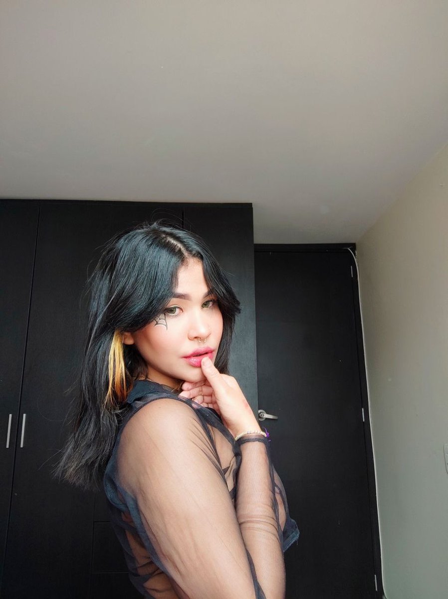 Angie1Lit's tweet photo. I can't taste my lips..could you taste them for me?😈 (Hint: I'm not talking about the ones on my Fingers)

#head #hot #girl #pussy #horny #naked #nsfw #caught #leak #leaked #ass #sexy #solo #dildo #anal #public #blacked #masturbating #freaky #cute #innocent #titties #boobs #sex https://t.co/P7XOFRVn9d