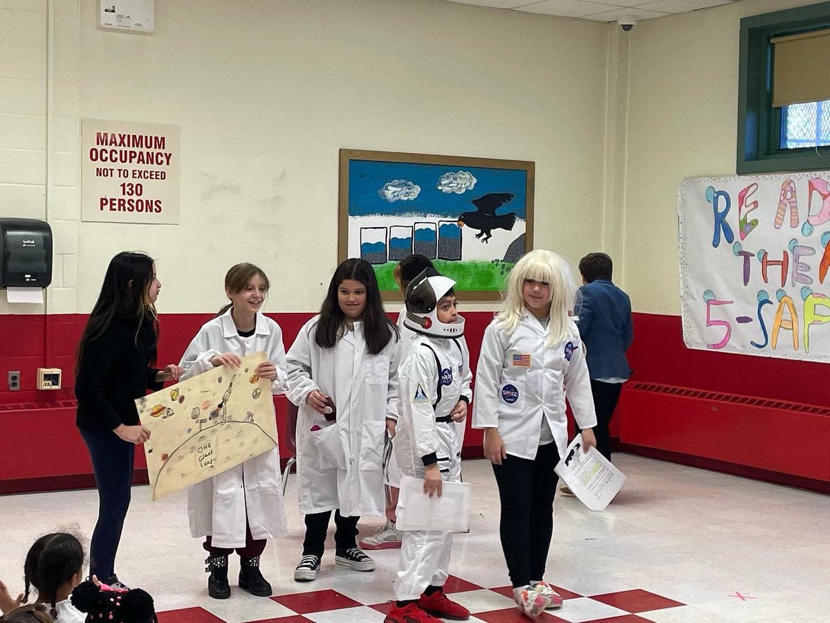 Pulaski26AP's tweet photo. Pre-K and K enjoying performances by our 5th grade students from Ms. Sapra’s class. @YonkersSchools @DrF_Hernandez https://t.co/zKjgx98bSG