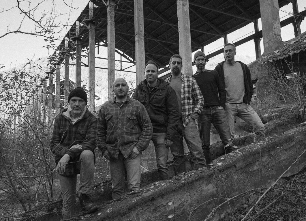 🤘🏻 BOXETS 🤘🏻

🔥 Escalfant motors pels directes que venen el 2023.

📅 De moment podeu reservar el 5 de febrer a Terrassa, <a href="/NovaJazzCava/">Nova Jazz Cava</a> 

Salut i rock!!!