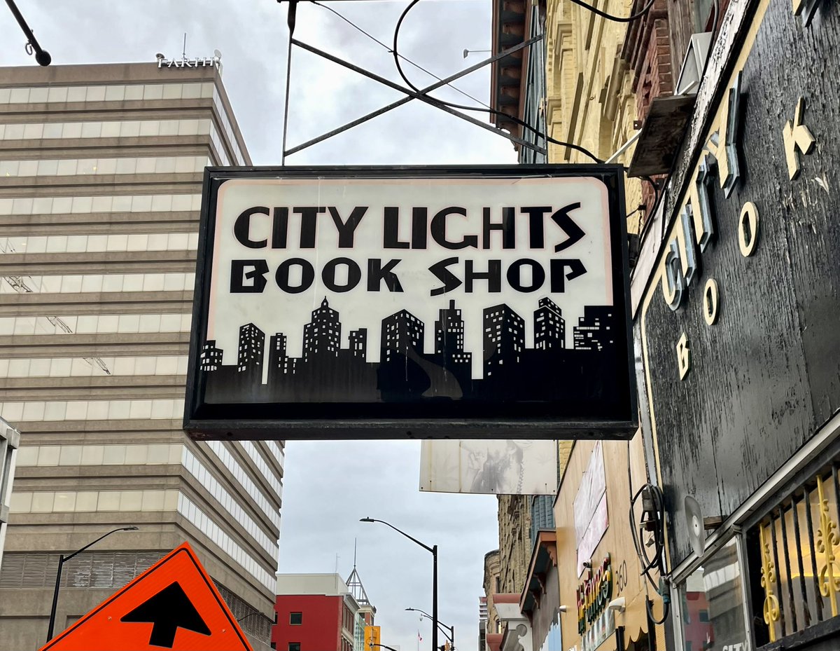 City Lights Bookshop 📚 London, ON
