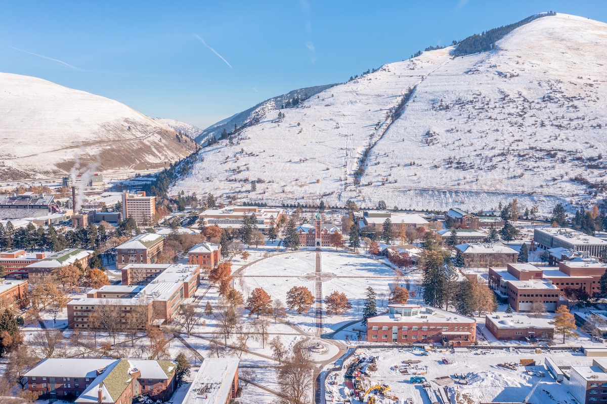 visitmissoula's tweet photo. There is a reason that the University of Montana's campus has been called one of the most beautiful college campuses in the nation 😍

⁠#VisitMissoula #Missoula #TheresThisPlace  #MissoulaMoment #ARiverRunsThroughIt #MontanaMoment #MissoulaMontana #LastBestPlace https://t.co/Q2iK0lWLKe