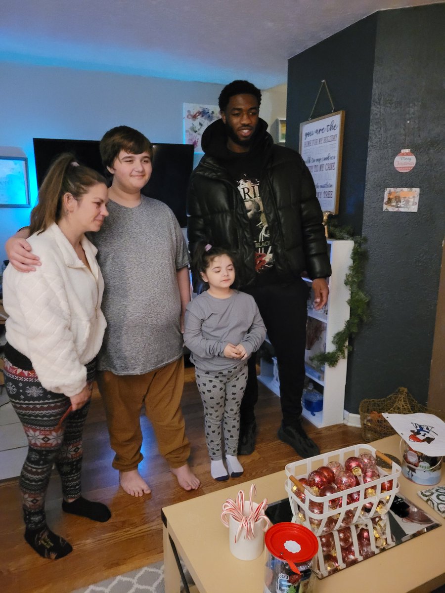 Malik Sollas tweet media