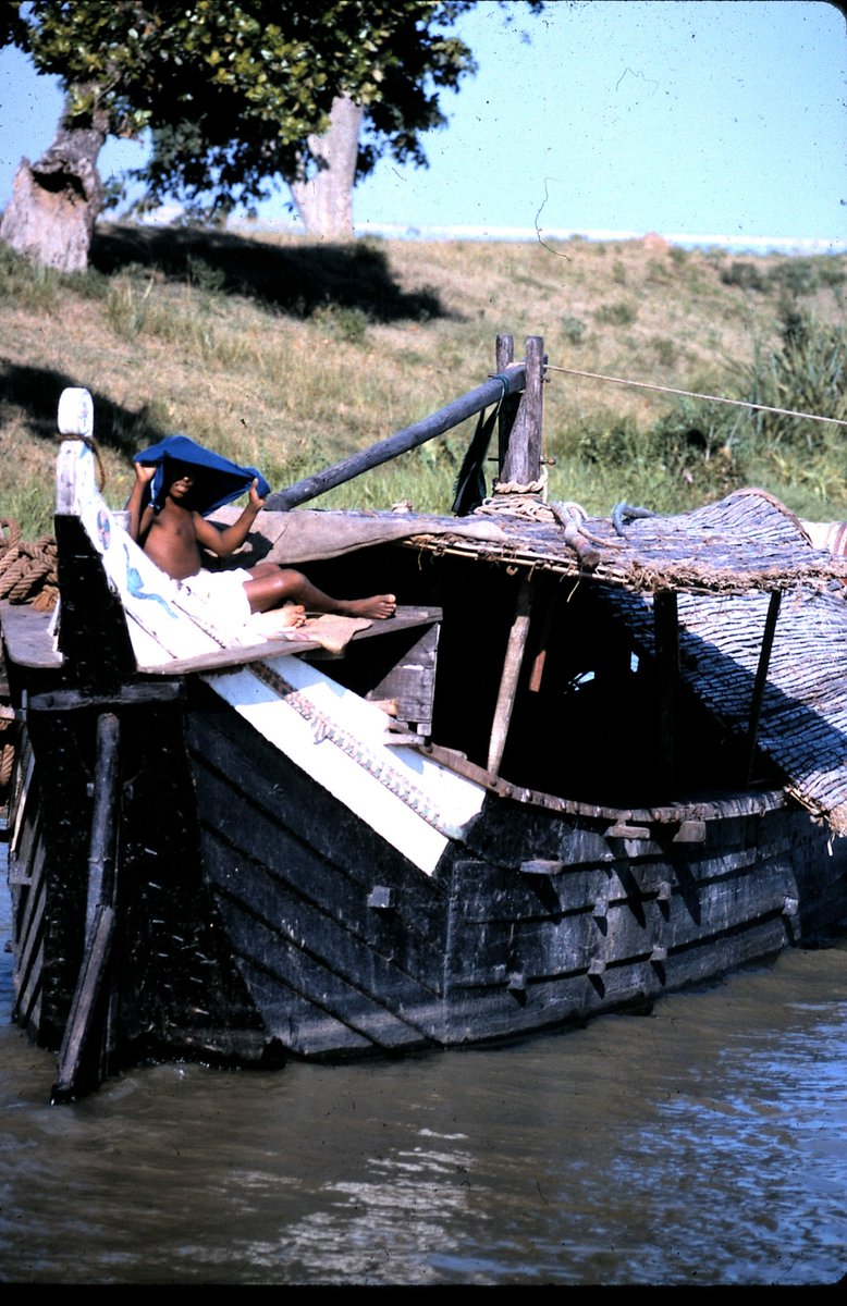 suryanandannet's tweet photo. Taladanda Canal : 1960s
୬୦ ବର୍ଷ ତଳେ ଆମ ତାଳଦଣ୍ଡା କେନାଲ - କଟକ କେମିତି ଦେଖା ଯାଉଥିଲା , ଦେଖନ୍ତୁ . #taladanda #Cuttack https://t.co/mlesfZUVj4