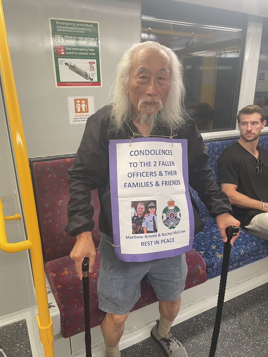 What a class act.
Despite what happened to him, this is Danny Lim’s sign today.