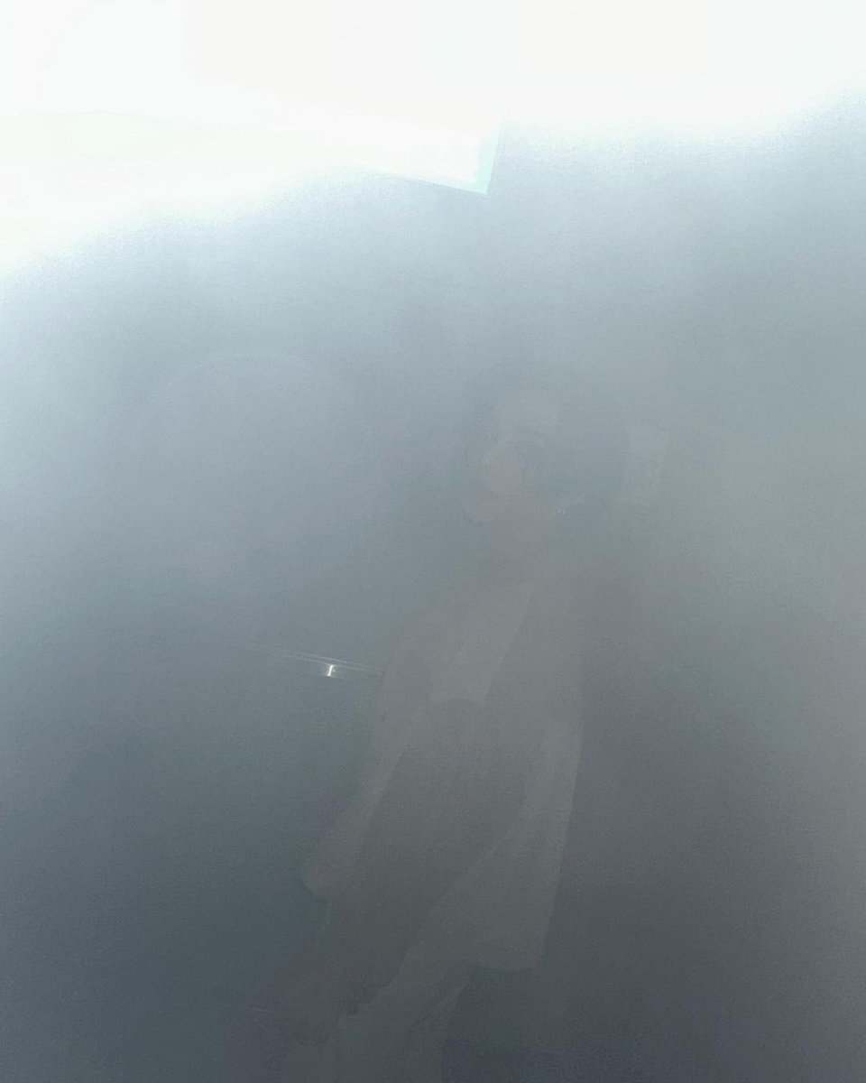 jeffsatut's tweet photo. Lurking in the midst of mist, staring at you while scrutinized your eyes precisely to examine whether you still can see my appearance from there or not. https://t.co/GphK2ph0jw