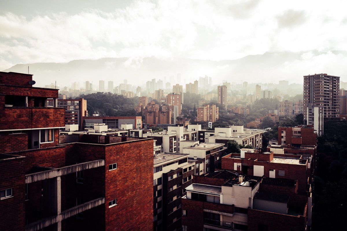 switchroyale's tweet photo. After the rain. #Medellin #Nikon #z6ii https://t.co/Fhmg9ygiwH