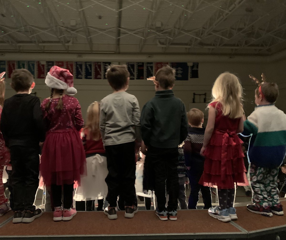 And that’s a wrap on our #kindergarten class’ very first #christmasconcert! So proud of all their hard work &amp; bravery! #nonerves! #whichwaytothestage?<a href="/tv_school/">Turner Valley School</a> @fsd38