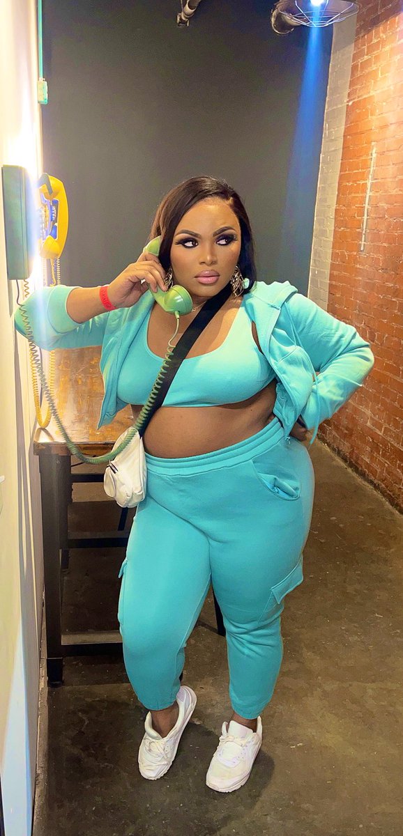 isthat_ashantii's tweet photo. In the words of @LAYAface 
💎 Umm…helloooo?!? 💎

#Layaface
#UmmmHello
#Atl https://t.co/10BGg1rajn