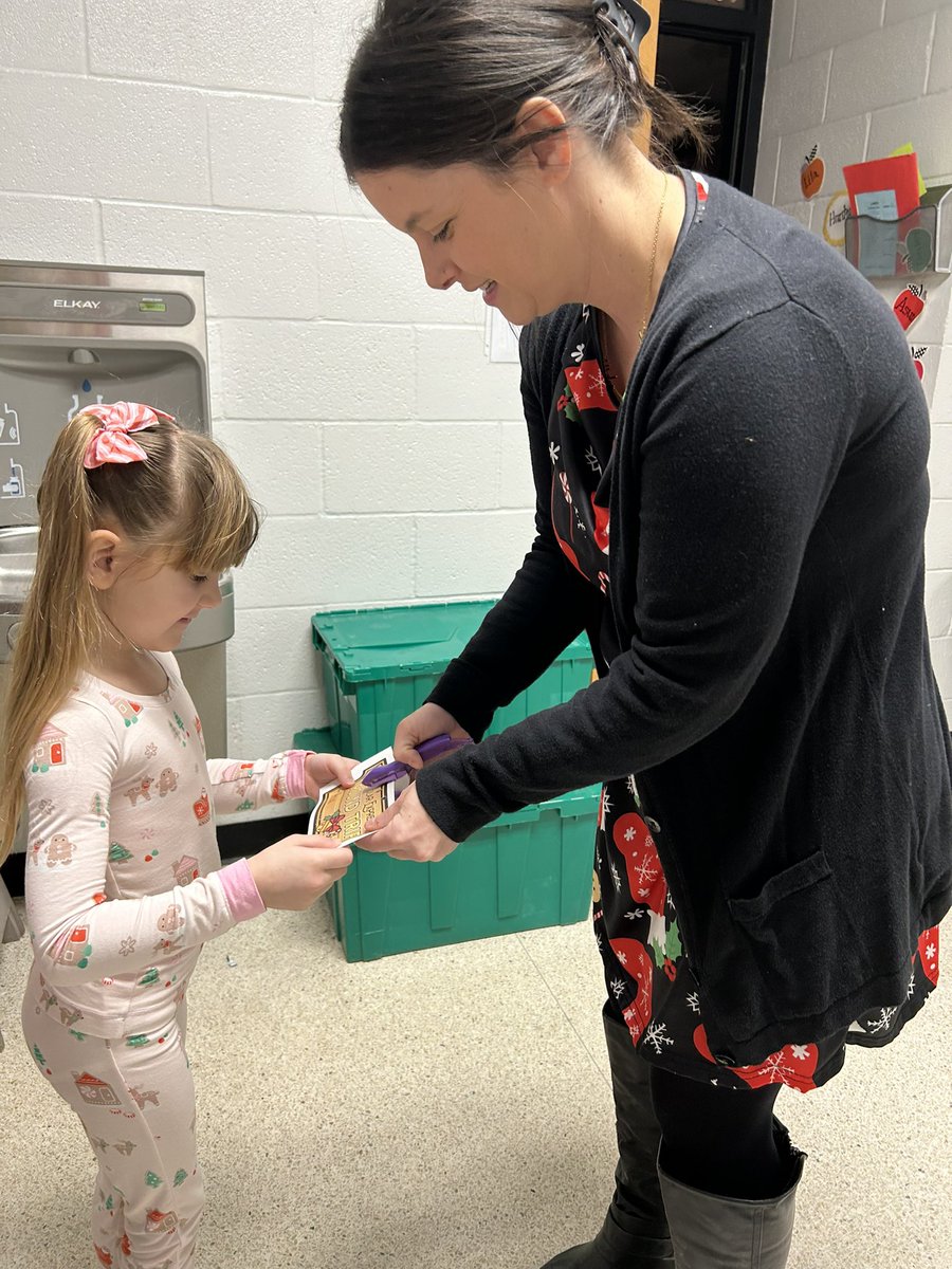 ASCounselor's tweet photo. So much fun today!  Caroling in the lobby, a Santa sighting, the Polar Express and a door decorating contest.  Have a safe and happy winter break!!  Get ready to rock some SEL in the new year 😁
@NorthScottASES 
@NorthScottCSD https://t.co/5YWOvCy7cE
