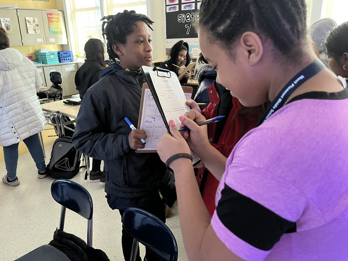 Christopher J. Rogers (@profe_rogers97) on Twitter photo Ser y Adjetivos Interviews today! Lots of engagement! Los estudiantes hablaron en todo español! I was super proud 🥹 <a href="/afulks2013/">Srta Spanish</a> <a href="/MontPleasantMS/">Mont Pleasant Middle</a> <a href="/LeahAkinleye/">Leah A. Akinleye</a> Ser y Adjetivos Interviews today! Lots of engagement! Los estudiantes hablaron en todo español! I was super proud 🥹 <a href="/afulks2013/">Srta Spanish</a> <a href="/MontPleasantMS/">Mont Pleasant Middle</a> <a href="/LeahAkinleye/">Leah A. Akinleye</a>