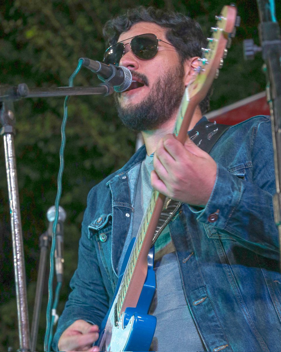 Hugibson17's tweet image. Long Live Rock N' Roll!