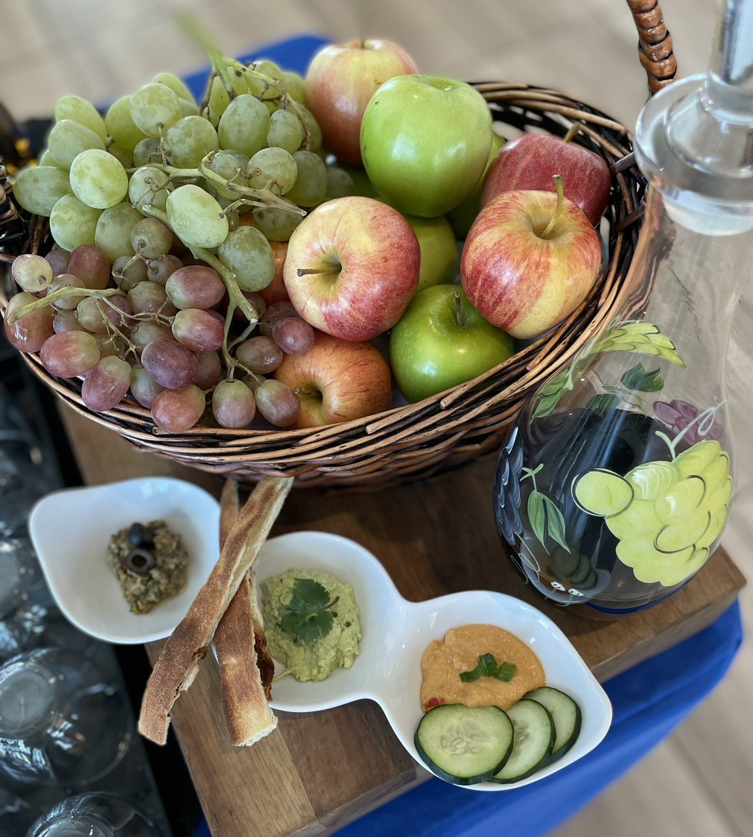 Ellen Marks (@ellenrmarks) on Twitter photo ✈️Flying through LAX this afternoon? Stop by the United Club for a refreshing glass of Sangria🍷in celebration of National Sangria Day! <a href="/bythebeach05/">Shelley Schrader</a> <a href="/Tobyatunited/">Toby Enqvist</a> <a href="/jacquikey/">Jacqui</a> <a href="/KevinMortimer29/">Mt. Keverest</a> <a href="/mfraser246/">Maria Fraser</a> <a href="/mcgrath_jonna/">Jonna McGrath</a> <a href="/Glennhdaniels/">Glenn Daniels</a> <a href="/LoriW1085/">Lori Wright</a> ✈️Flying through LAX this afternoon? Stop by the United Club for a refreshing glass of Sangria🍷in celebration of National Sangria Day! <a href="/bythebeach05/">Shelley Schrader</a> <a href="/Tobyatunited/">Toby Enqvist</a> <a href="/jacquikey/">Jacqui</a> <a href="/KevinMortimer29/">Mt. Keverest</a> <a href="/mfraser246/">Maria Fraser</a> <a href="/mcgrath_jonna/">Jonna McGrath</a> <a href="/Glennhdaniels/">Glenn Daniels</a> <a href="/LoriW1085/">Lori Wright</a>