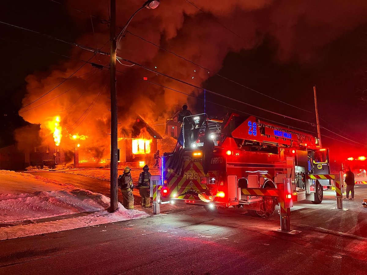 WestHillsRegFD's tweet photo. Shortly before 5AM The West Hills Regional Fire Department was dispatched to assist The Southmont Fire Company with a house fire in the 400 block of Southmont Blvd. The WHRFD remained on scene for approximately 6 hours. https://t.co/C4X6T3S63t