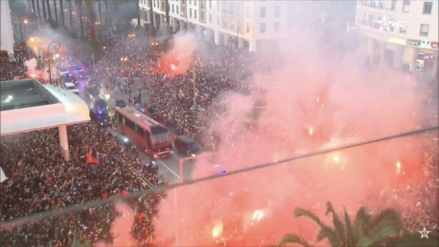 AfricaViewFacts's tweet photo. Morocco’s 🇲🇦 World Cup heroes arrive home after making history as the first African team to reach the semifinals. https://t.co/iQCxHchDQL