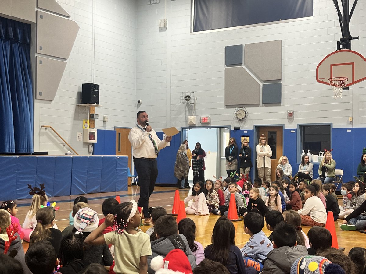 JFKOHARE's tweet photo. Another AWESOME all school meeting with Mr. Russo!  Students were acknowledged for showing how much they care for others.  A big congratulations to Mrs. Randazzo for receiving the teacher appreciation award for the month of December! What a great way to start the day! #JFKPROUD https://t.co/yzIXdACJE9