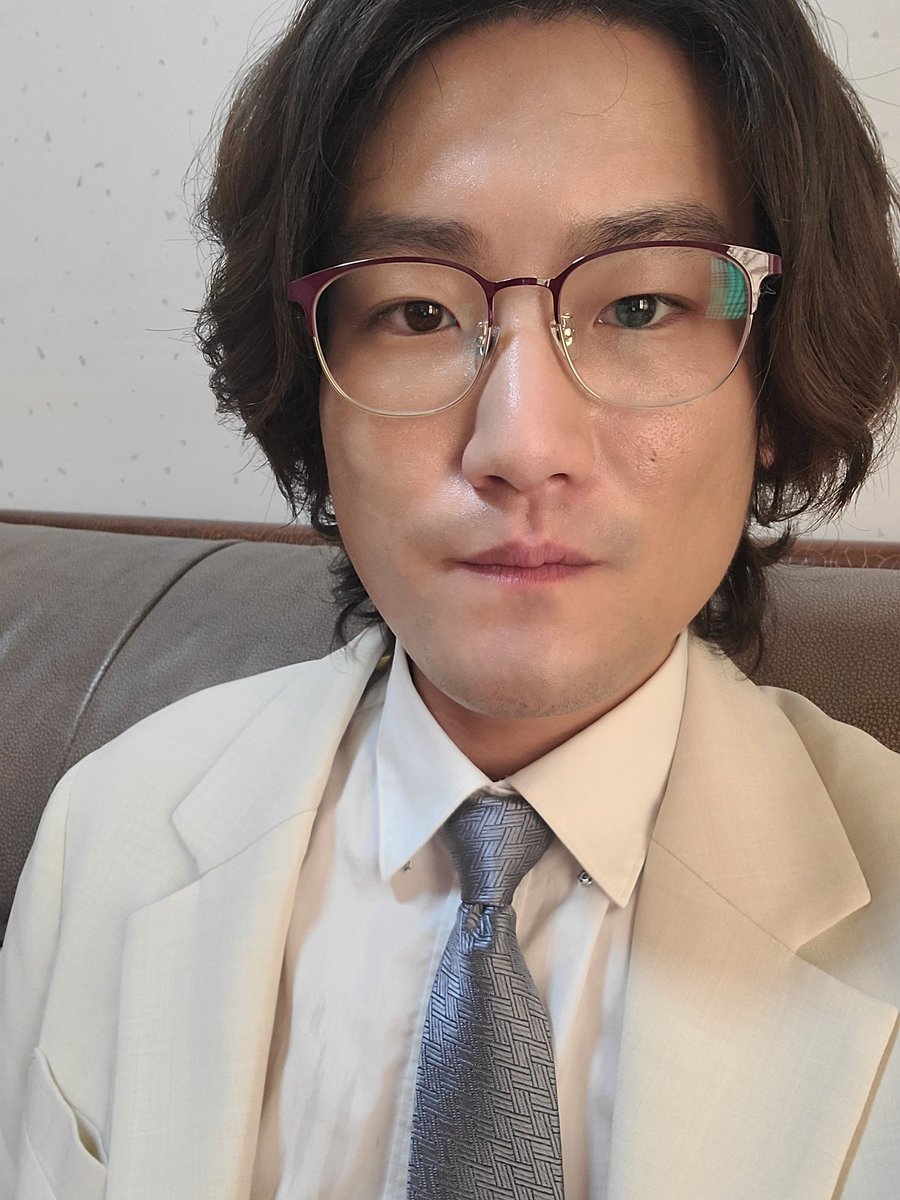 으...

남폼... 치마입구 싶어랑...~~