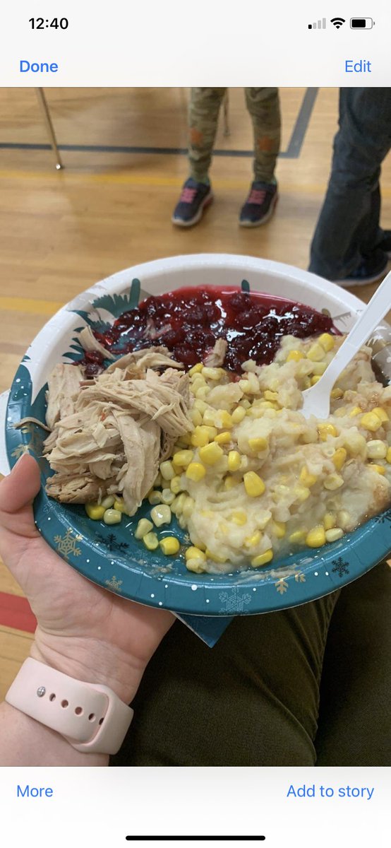 ErinLindenbach's tweet photo. So appreciative for @SchoolLipton staff for helping me out today & letting me share in their holiday celebrations! #turkeylunch #christmasconcert #flattire #saskweather https://t.co/VjiHoM9WN1