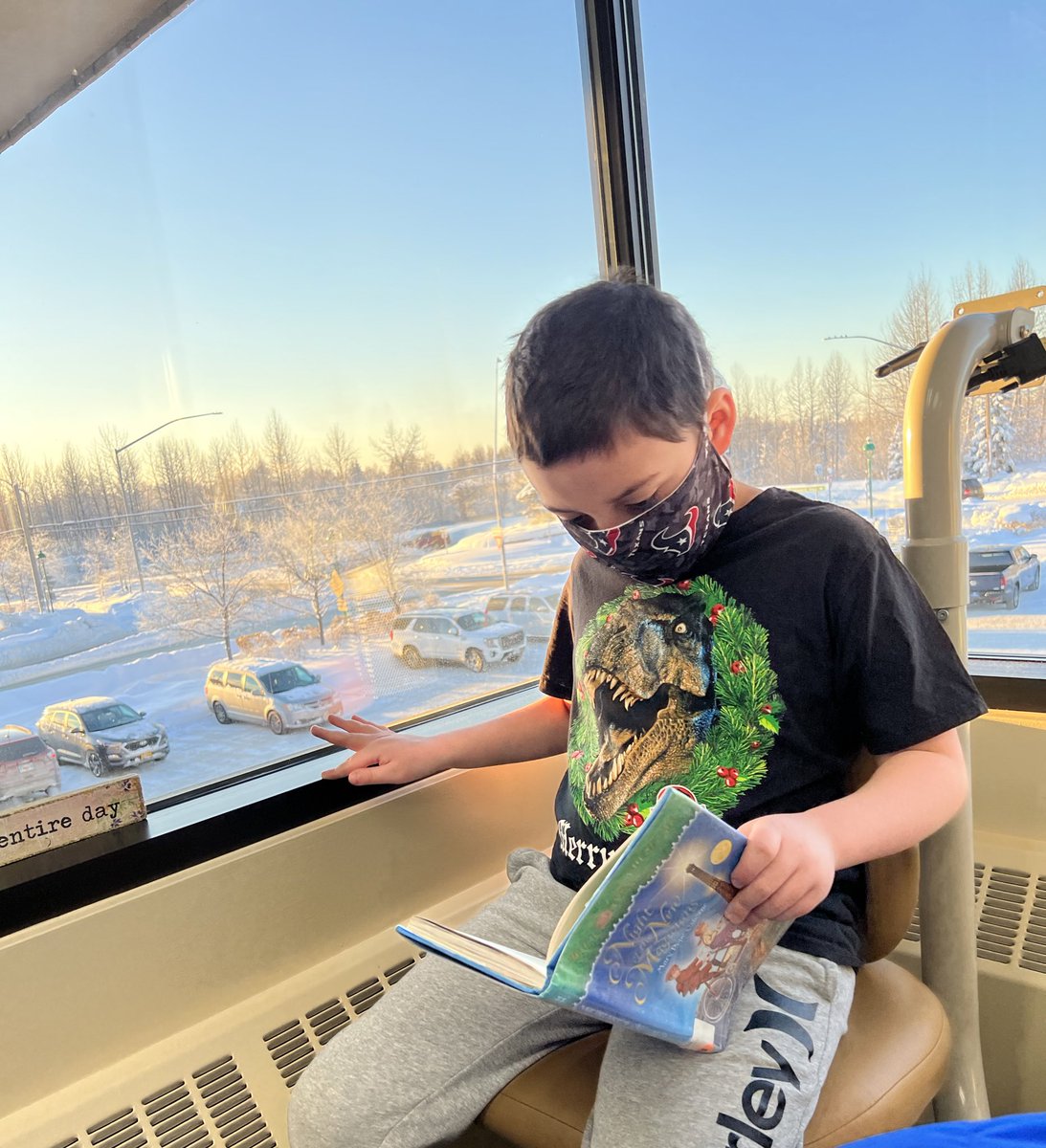 readerosaurus's tweet photo. “One book can change someone’s entire life” ~ Readerosaurus 

Couldn’t have said it better my self. #books #booklovers #libraries #907library #book #bookmom #readers #Reading #readabook https://t.co/BJbgziPmuE