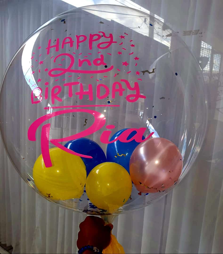 The Personalised Lollipop Balloon-Filled by It's A Party Ja is a lovely gift for baby showers, christenings, birthdays, parties, pastel-themed events, and more. 

Brighten someone's day with a lollipop balloon from us. ❤🥳#jamaicapartystore #HeliumBalloon #giftballoons #Beyonce