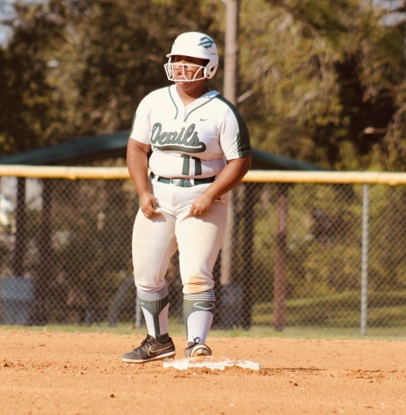 jcummings421's tweet photo. I am so excited to announce that I will be continuing my academic and athletic career at webber international university!! Thank you to my family/friends and to all my coaches that have never gave up on me ❤️ thank you Coach Buckingham and the webber staff for this opportunity 🥎 https://t.co/lJlWC7dk5t