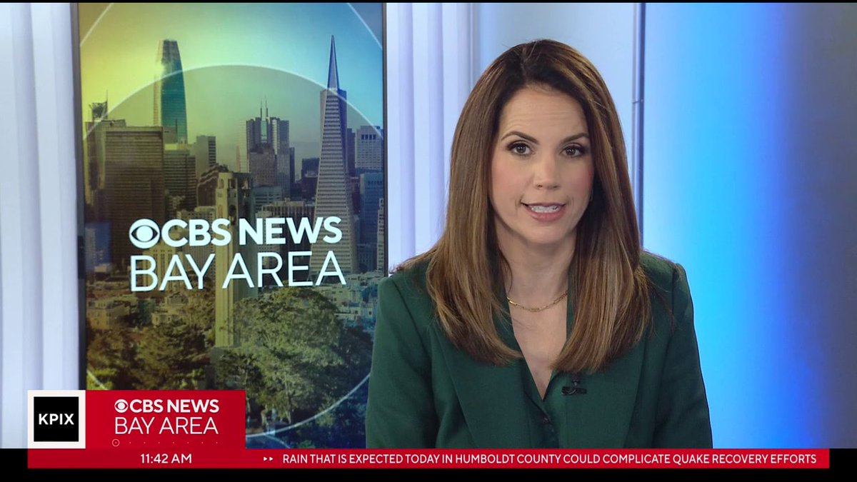 JoshuaX1993's tweet photo. Love the brand new look ladies🎥📺💙, now that's an early #Christmas present🎄🎁🎅! #CBSNewsBayArea #KPIX #KPIX5 #LocalNews #FirstAlertWeather #OriginalReporting #ThisIsCBS @ElizabethKPIX @AStarrantino @jessthemet @KPIXtv @CBSNews @WeAreCBSNews @CBS https://t.co/LEoNhbXkba https://t.co/qsveCf4WpF