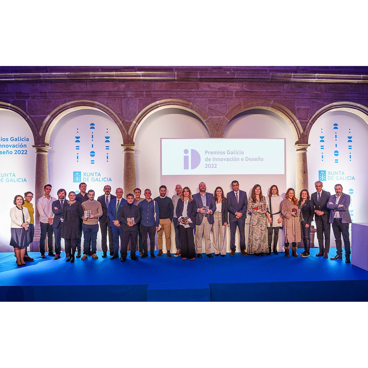 Moitos parabéns aos gañadores, gañadoras e finalistas dos III Premios Galicia de #Innovación e #Deseño! 

Comeza xa a conta atrás para a próxima edición dos #premiosGaliciaID. Ata moi pronto!

#deseñogalego #innovacióngalega