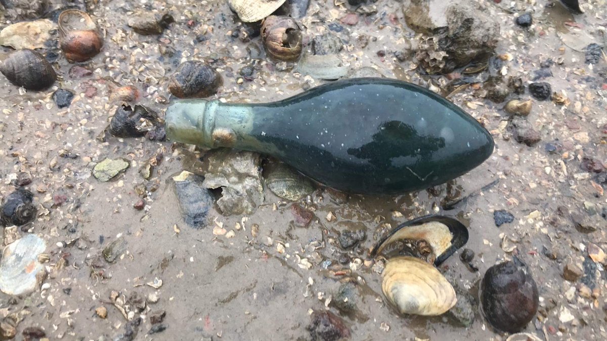VictorianMudman's tweet photo. Smallest torpedo IVE personally ever seen!! 4 inches!!! What??? Tiny Victorian treasure! #mudlarking https://t.co/ZbkO2IccnN