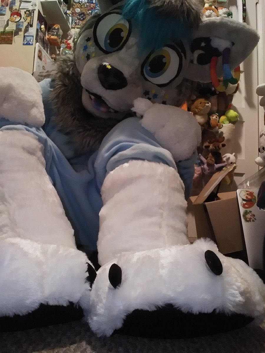 🌈🐾🐶Batteries Not Included🍼🦊💙 on Twitter "I'm wearing my Bluey onesie