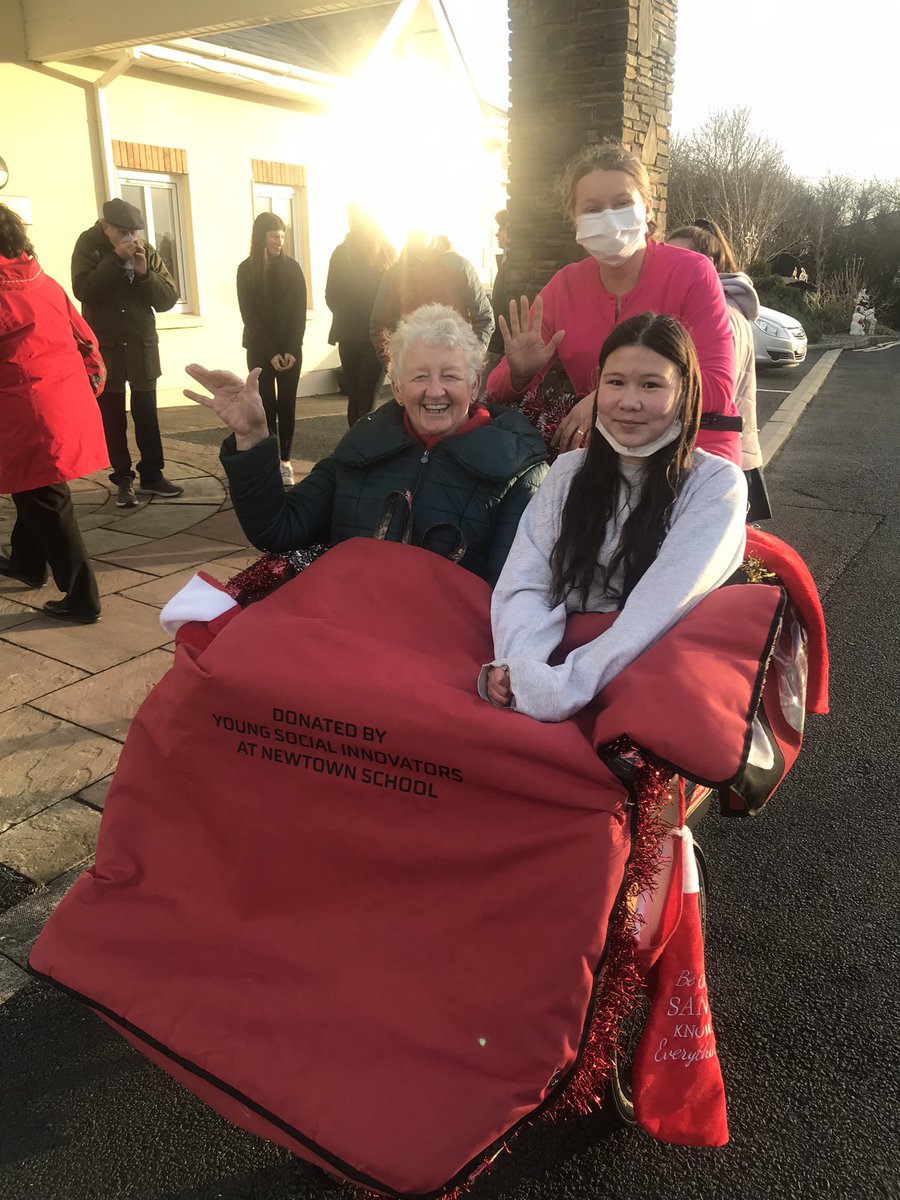 goingmental17's tweet photo. Great fun in Killure bridge nursing home today #intergenerational https://t.co/0AIrusK65D