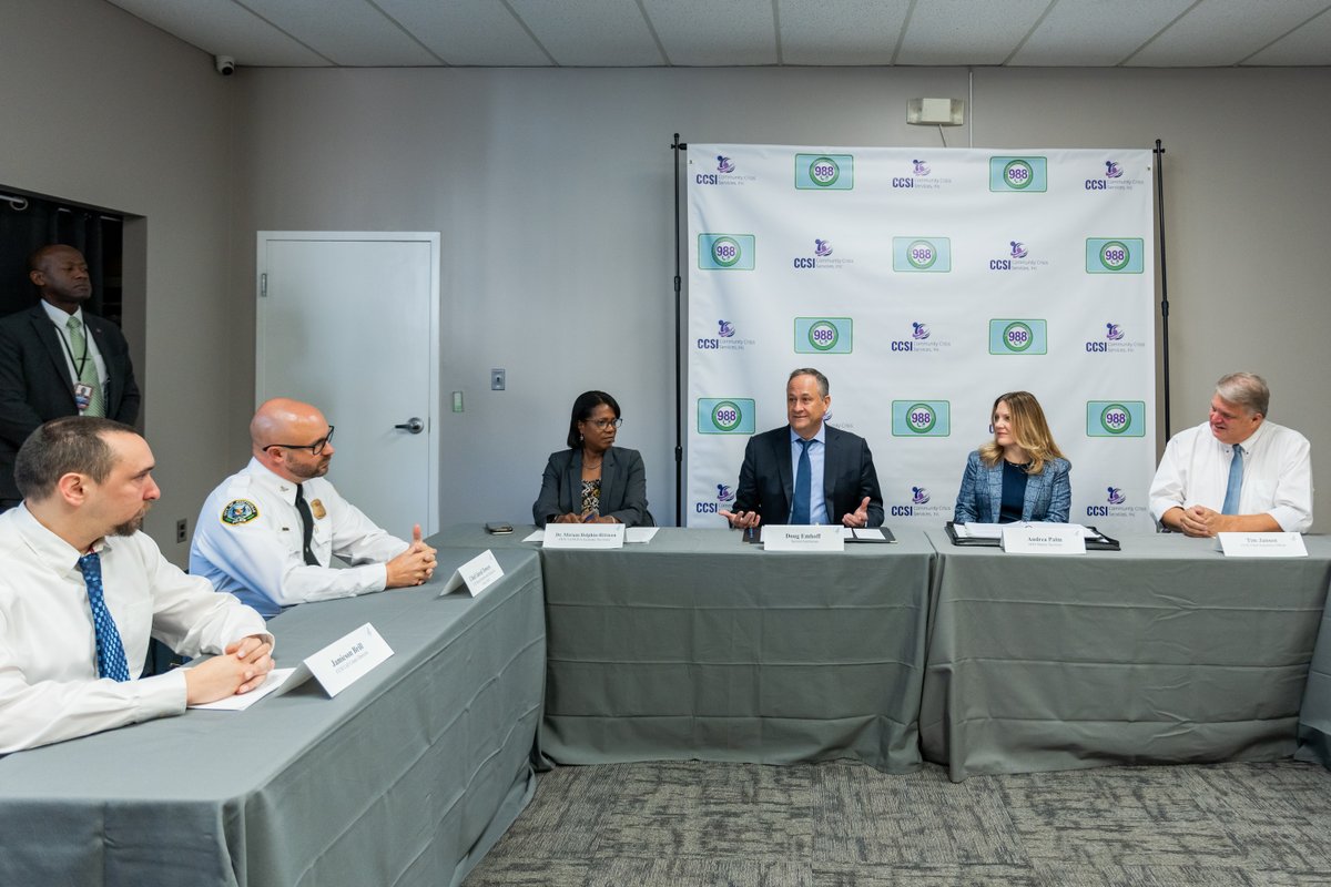 .@SecondGentleman visited a 988 Suicide &amp; Crisis Lifeline Center to spotlight the announcement of $133 million in new grants from the Bipartisan Safer Communities Act that will bolster the 988 network and make it easier for Americans in crisis to reach trained counselors.