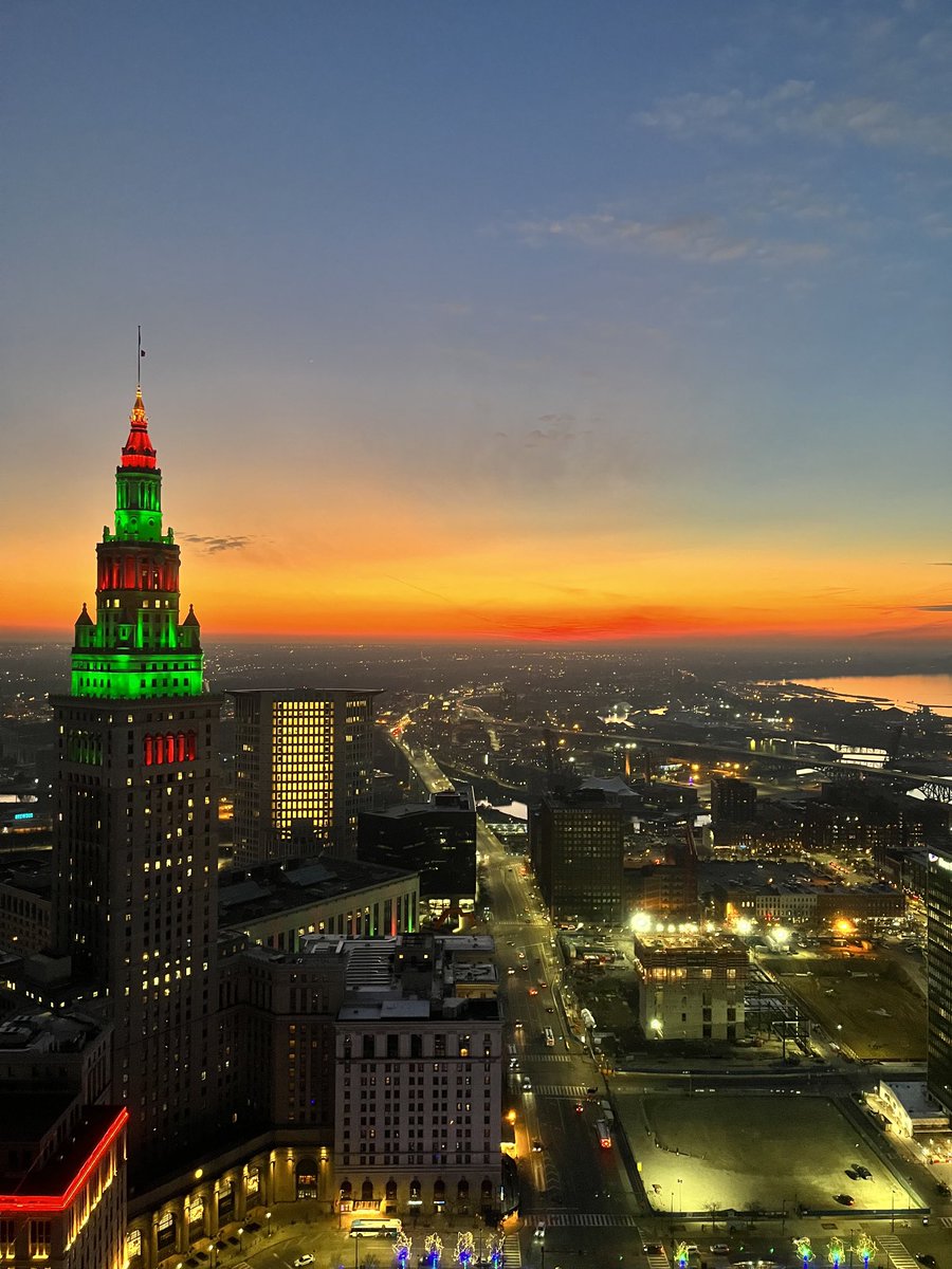 HowardBobrow's tweet photo. And now this!  ⁦@TheCLE⁩ ⁦@DowntownCLE⁩ ⁦@happyincle⁩ https://t.co/Uc3lpOStlF