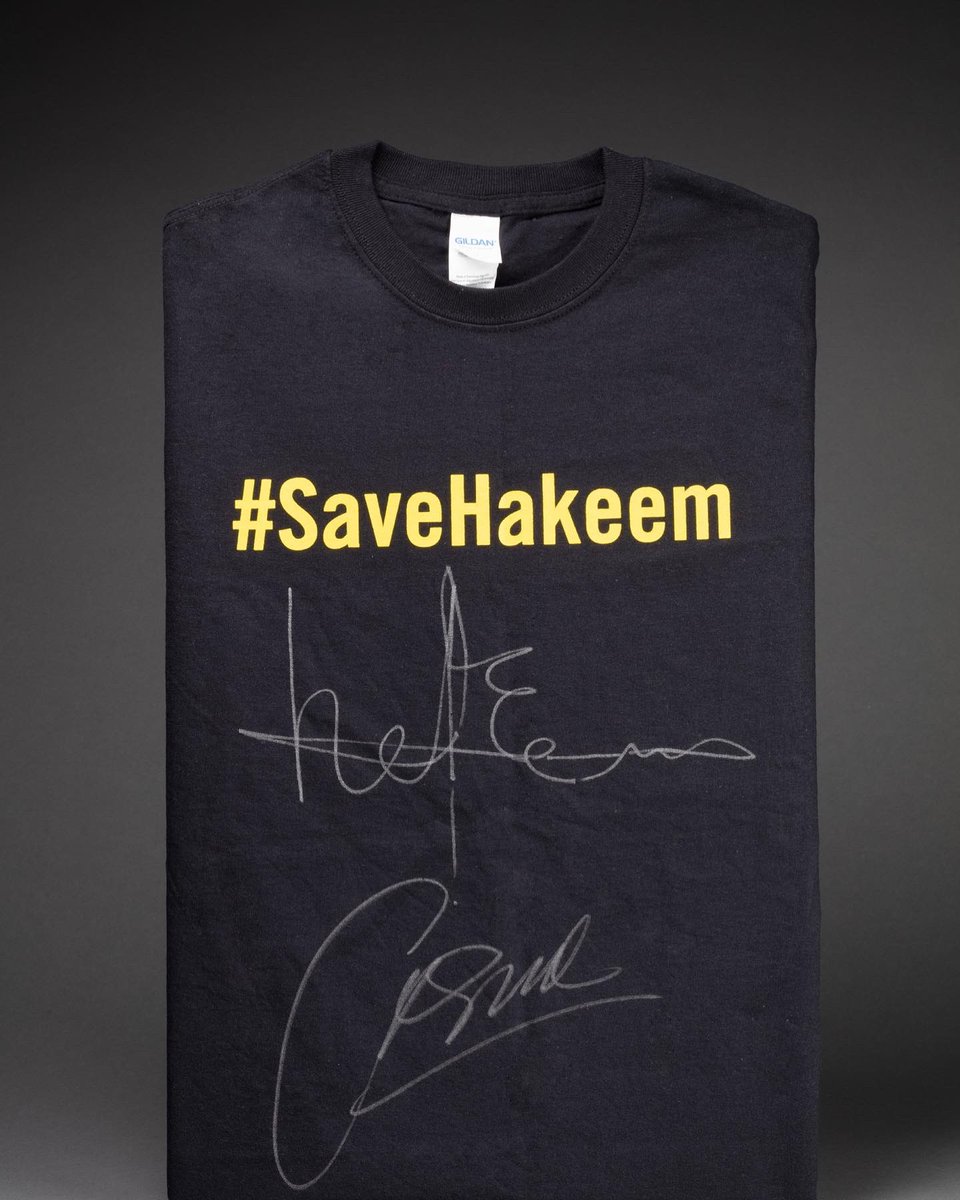 Craig_Foster's tweet photo. State &amp; Territory @ausoftheyear recipients donated an item to @nma that speaks to their work.

The #SaveHakeem shirt highlights the courage of people like Hakeem who speak out against tyranny, the risk they face &amp; the responsibility we all have to help promote human rights. https://t.co/WZSae3i7SC