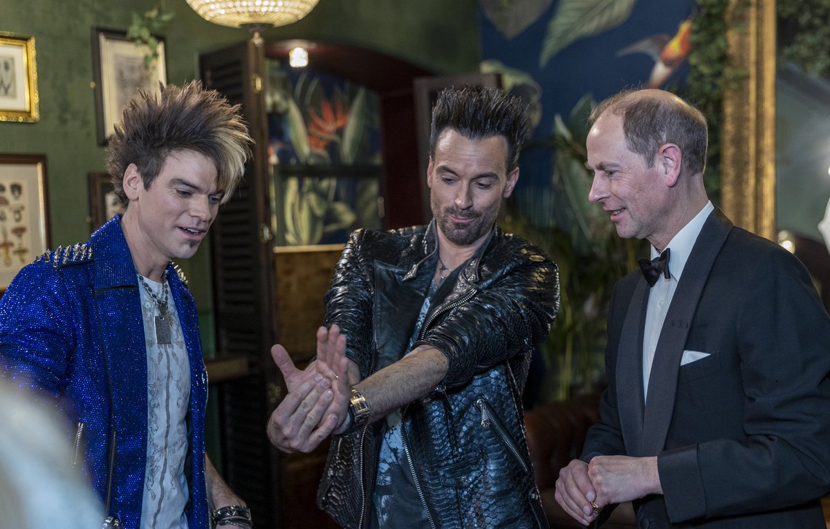 RoyalVariety's tweet image. A big thank you to all the performers, technicians &amp;amp; staff who made the 95th #RoyalVarietyPerformance such a memorable one. Special thanks to The Earl and Countess of Wessex and Forfar @RoyalFamily for their support for #Variety4Charity &amp;amp; @ITV for yet another super 🖥 broadcast.