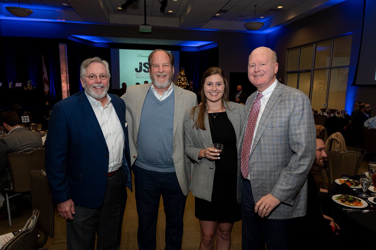 Cooper_Builds's tweet photo. Congratulations to our Huntsville team that won an Excellence in Construction Award for this beautiful build-to-suit project!
#cooperconstructionco #generalcontractor #jimcooperconstructioncompany #designbuildcontractor #commercialconstruction #industrialconstruction https://t.co/sT10naaCbG