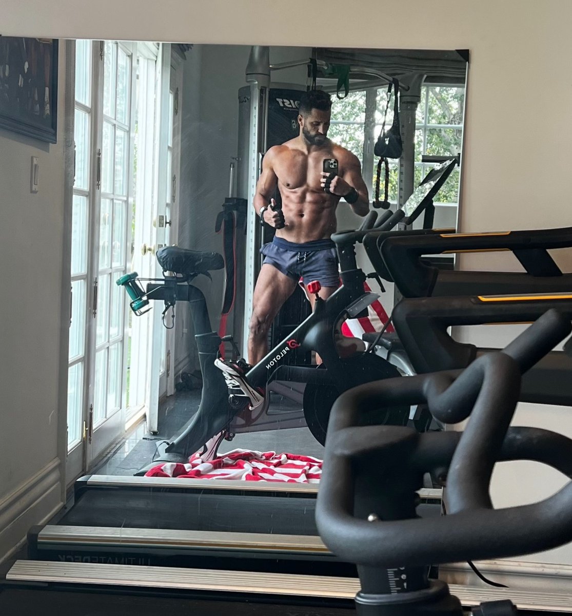 Ricky Whittle tweet media