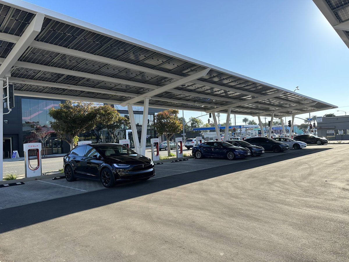Whole Mars Catalog on Twitter "Tesla 60 stall Supercharger in Santa