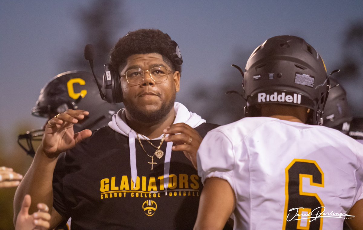 coach__black's tweet photo. I’ve made the decision to move on from Chabot 🏈.As a first year offensive coordinator I learned and built great relationships with great people and players.Grateful for the opportunity but it’s time for me to move on.Excited to find my next home.DMs and phone are open to connect https://t.co/aVMJuMa0pq