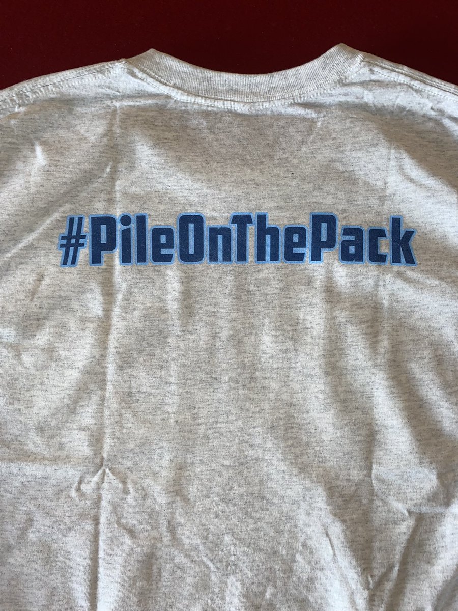 PackBurros's tweet photo. MERRY CHRISTMAS PACK BURROS!

We’re in the giving spirit and are giving away 3 of our brand new #PileOnThePack shirts signed by HC GM, Collin Veen! 

To enter this giveaway you must:
1. Follow our Twitter
2. Like and Repost this post
3. And reply by tagging your favorite Burro! https://t.co/KE602GPQhF