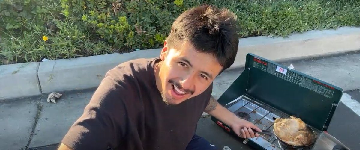 dugthesun tweet media