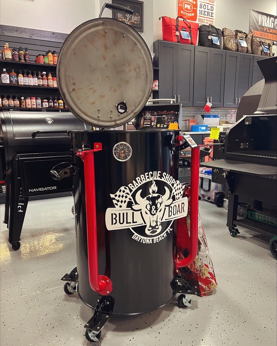 OneDaytona's tweet photo. We all have that family member who is phenomenal at grilling (or so they say 😂). Help them perfect their craft this holiday season by gifting them a brand-new grill, BBQ rubs, and sauces from Bull and Boar at ONE DAYTONA. https://t.co/WuQub7HaYd