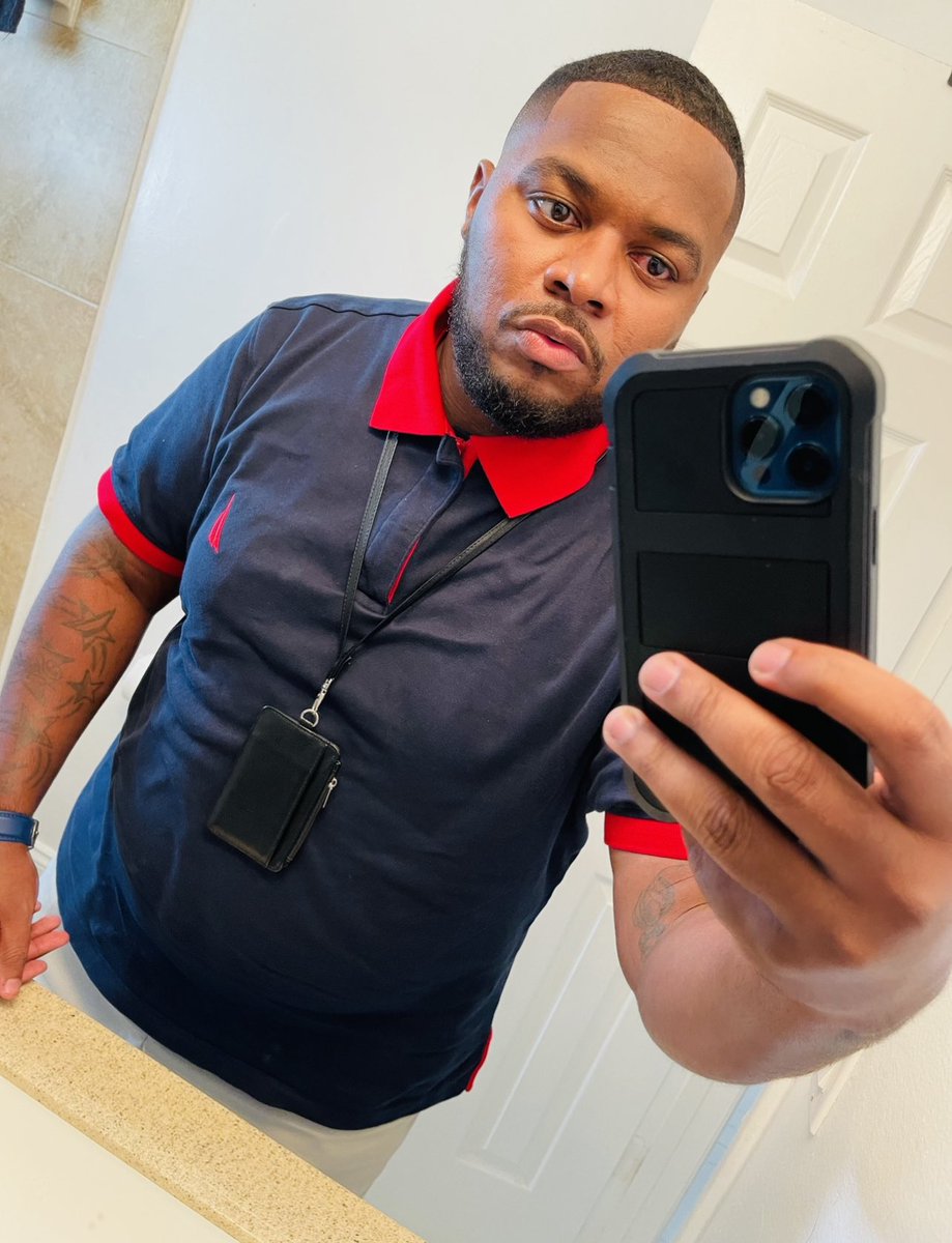 varius2real's tweet photo. My Tuesday #workday #allpositivity https://t.co/z9x77uoCQz