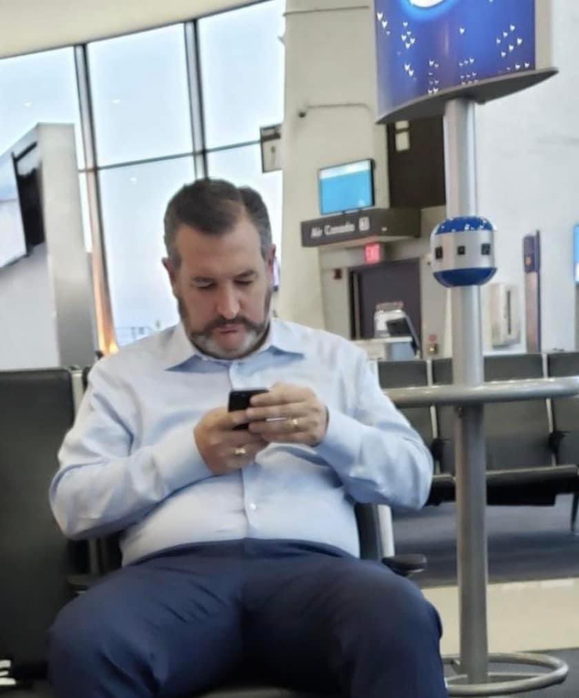 Cruz spotted at the airport shits getting real y’all!