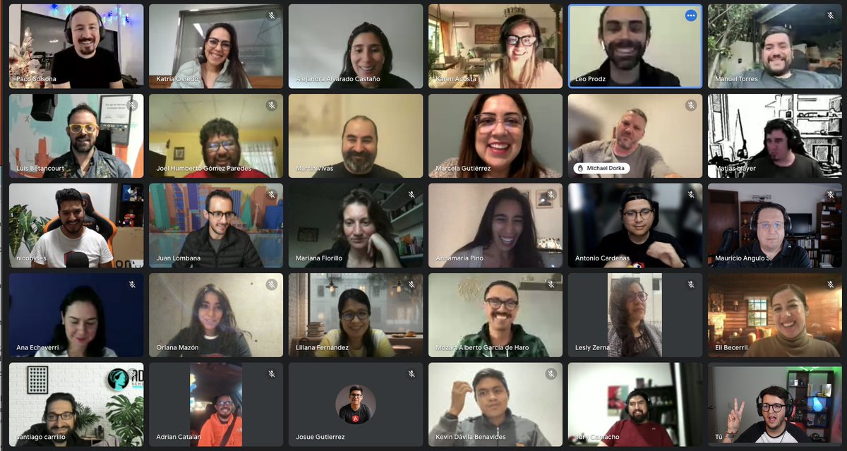 khriztianmoreno's tweet image. Ultima reunion del año #GoogleExperts #GoogleMentors 

Felices Fiestas y nos vemos en el 2023