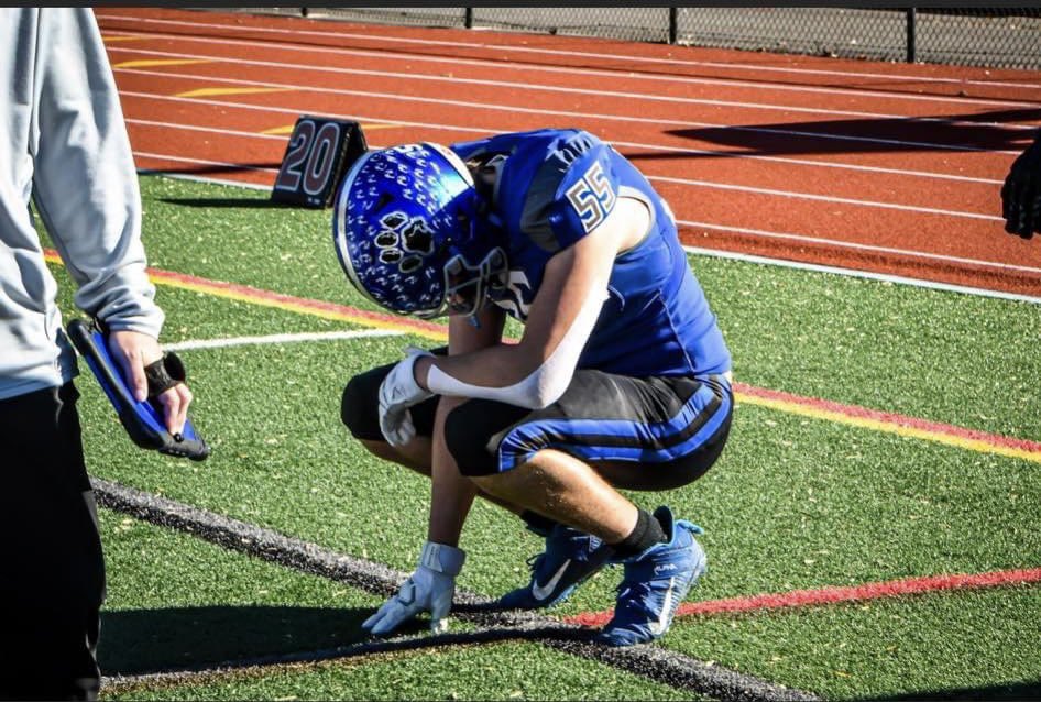 jackbalderson36's tweet photo. Excited to be named All-Met Honorable mention DL. Couldn’t of done it without my coaches and teammates! https://t.co/AOx3PIVszB