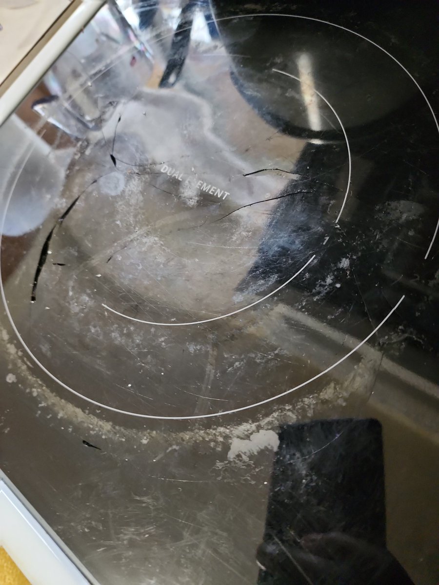 muniuc's tweet photo. @WhirlpoolCorp please explain this... just popped like that! https://t.co/Pj4AEGoXLs